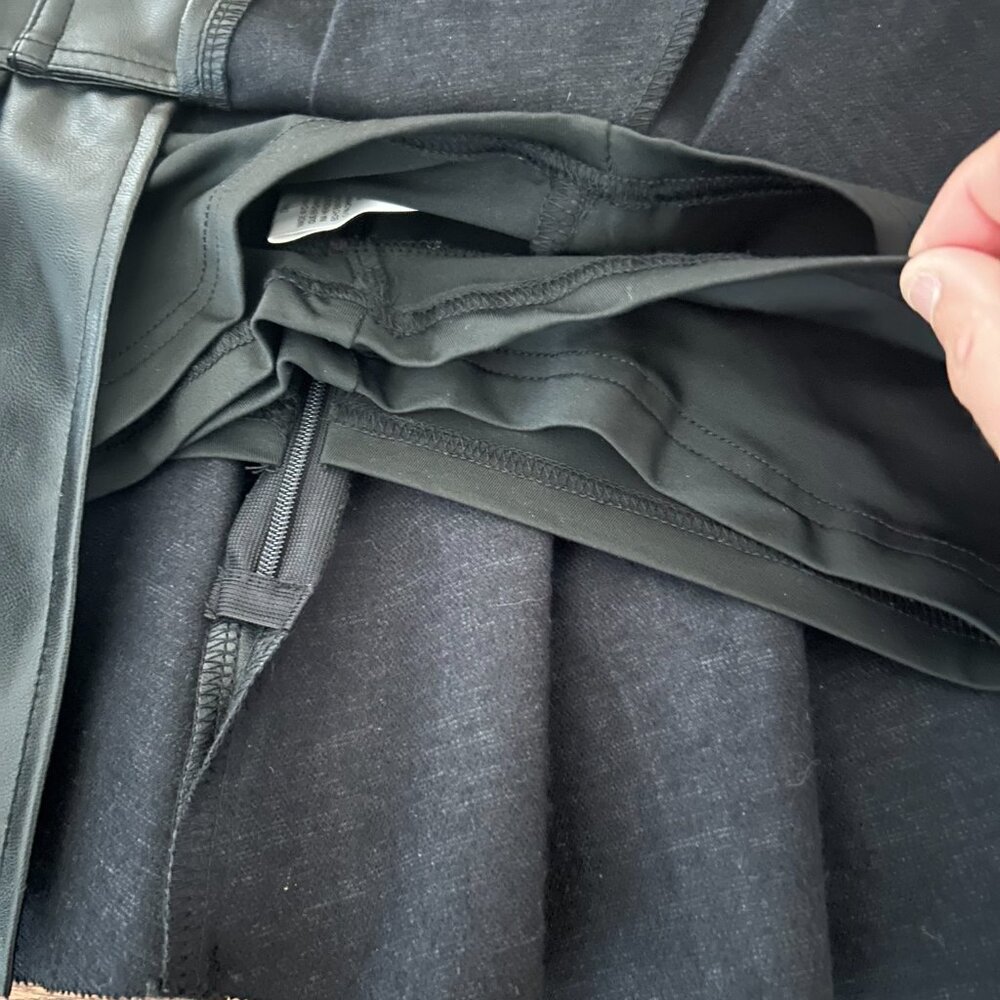 SHEIN Black Pleated Mini Skirt - Picture 7 of 14